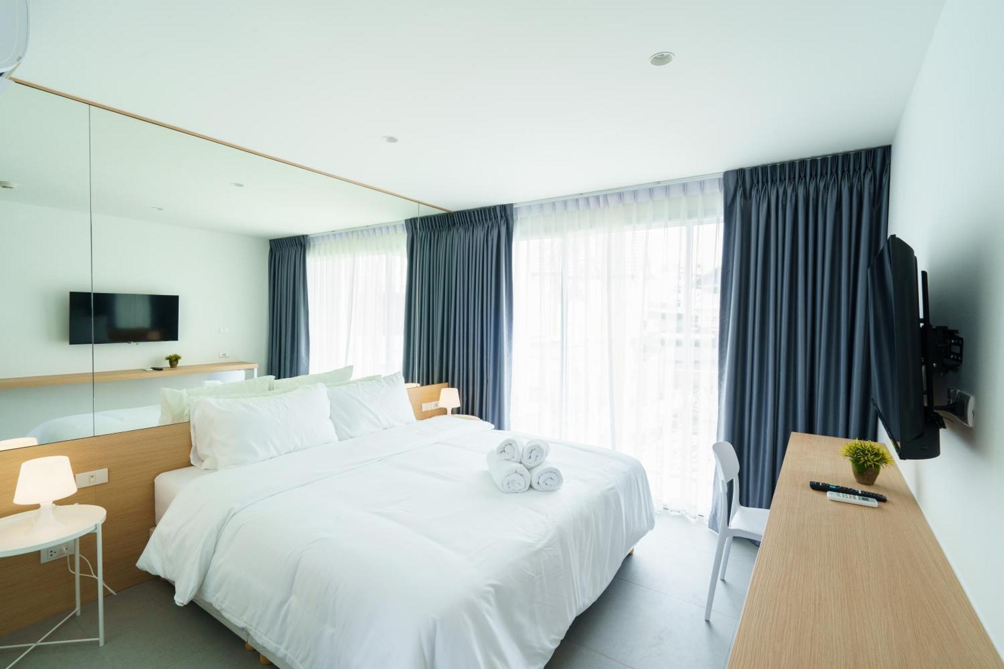 Lis Hotel Chiangmai เชียงใหม่ ภายนอก รูปภาพ