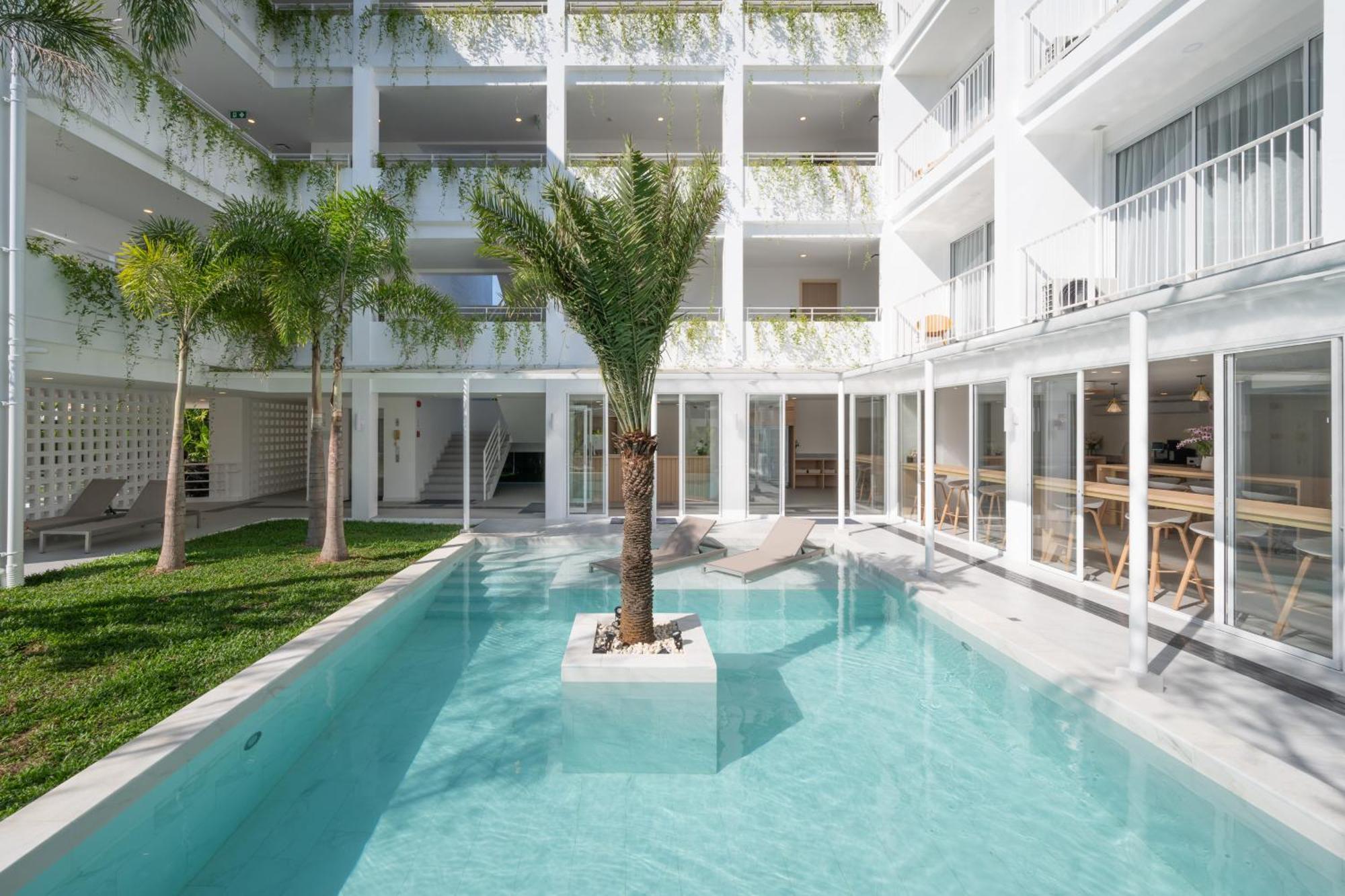 Lis Hotel Chiangmai เชียงใหม่ ภายนอก รูปภาพ